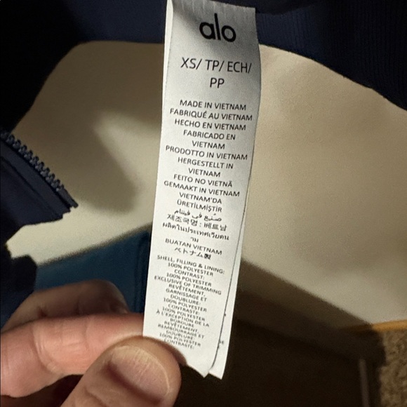 ALO Yoga Navy Blue Sherpa Edge Bomber Jacket Sz XS fits S also, NWT, PRICE FIRM - Picture 8 of 9